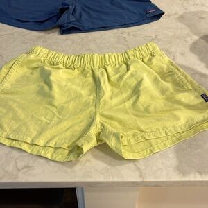 Women’s size large Patagonia baggies 2.5